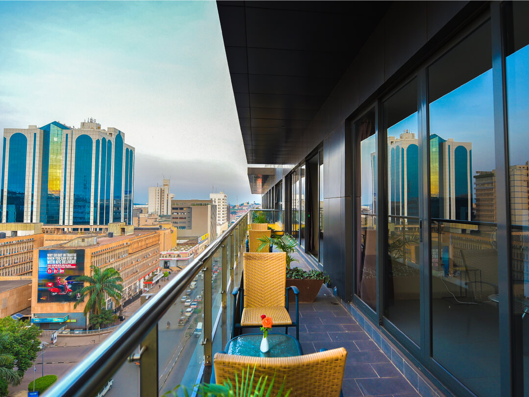 Boulevard Suites Crane Management Services